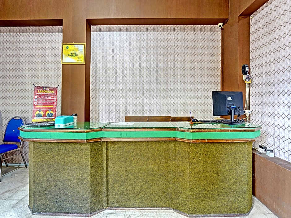 OYO 2708 Hotel Kemuning Syariah