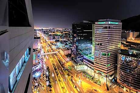 Holiday Suites Al Azizia