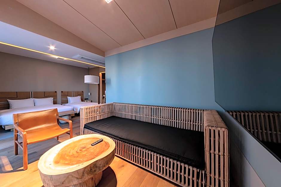 Hound Hotel Haeundae Signature