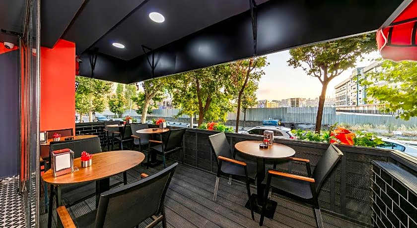 Dem istanbul Airport Hotel