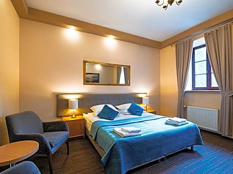 Suite with Balcony - Annex