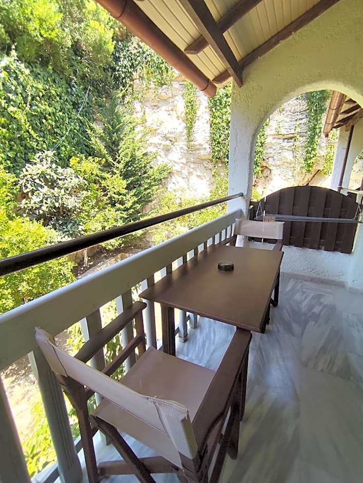 Bastas Hotel