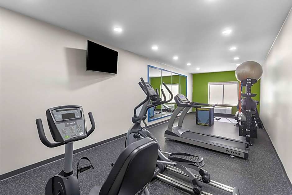 Spark by Hilton Pearland