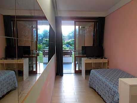 Single Room with Lake View