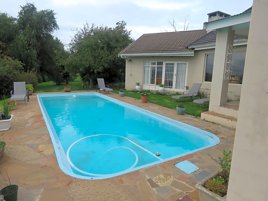 Dunroamin Bed and Breakfast