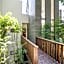 MBH Maya Bacalar Hotel Boutique