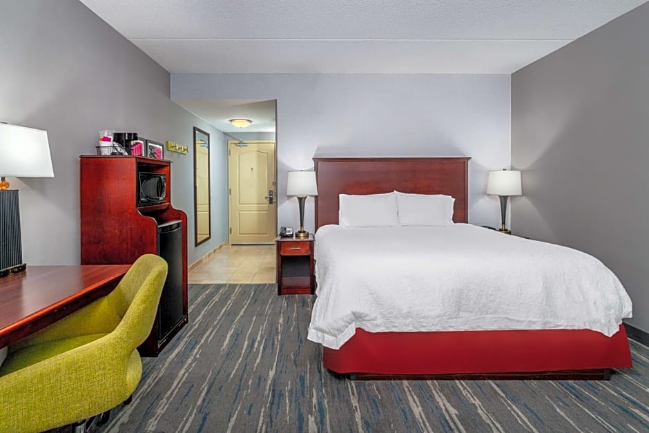 Hampton Inn By Hilton & Suites Minneapolis/St. Paul Airport