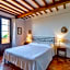 ISA-Holiday-Home with swimming-pool in San Gimignano, apartments with air conditioning and private outdoor area