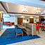 Holiday Inn Express State College at Williamsburg Square By IHG