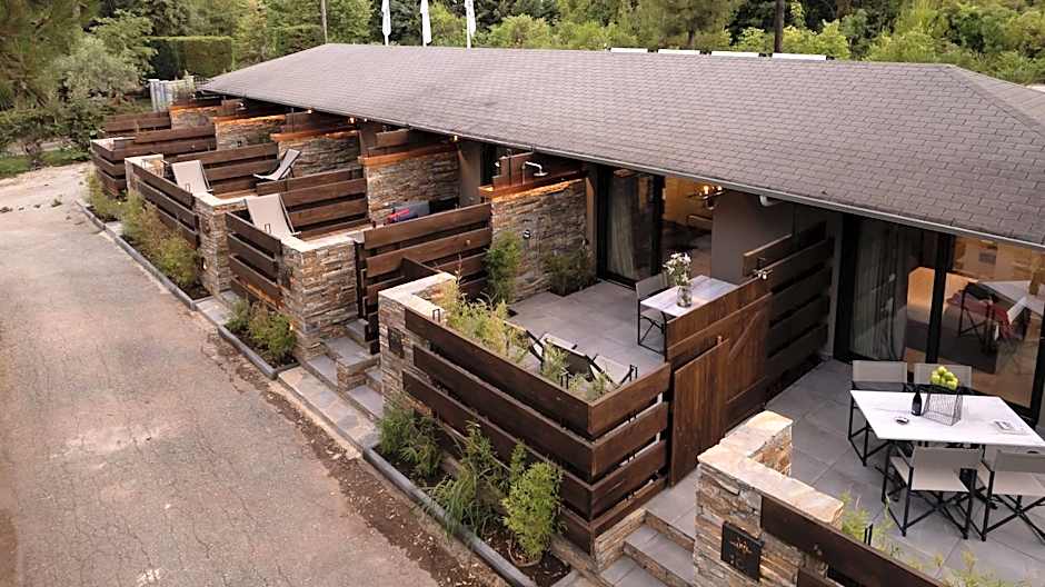 Sylvia Camping & Luxury Suites