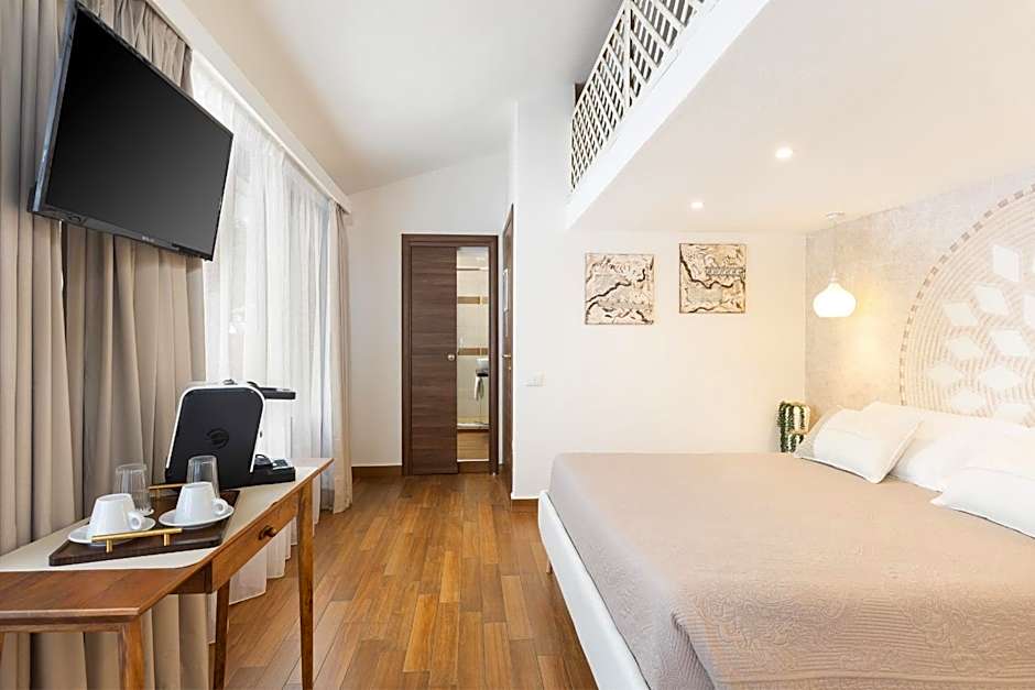 PALMASERA CHARMING - Rooms & Suites