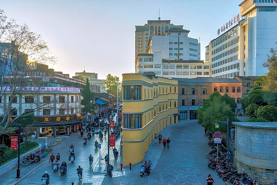 Moon and Chalice Boutique Hotel