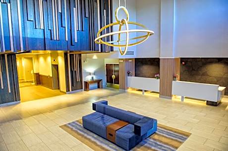 Crowne Plaza Dulles Airport By IHG