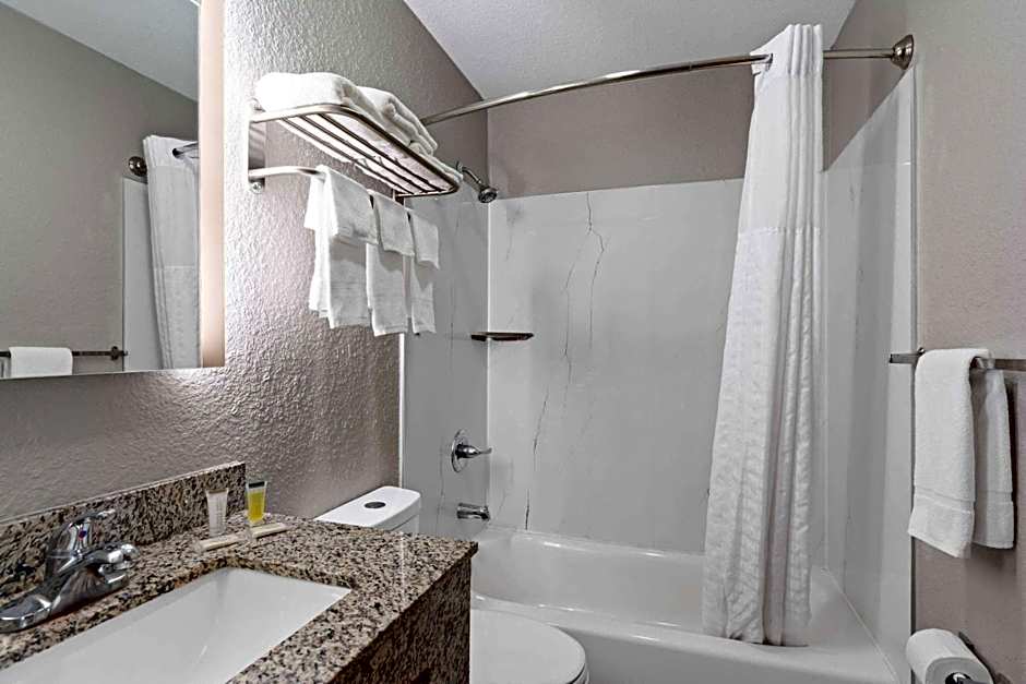Super 8 by Wyndham Elizabethtown
