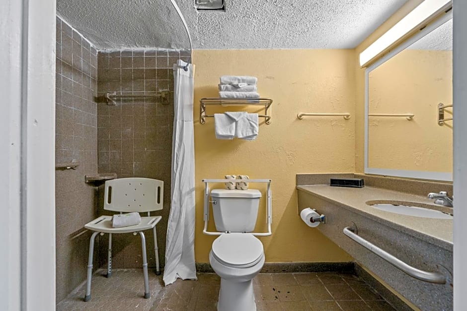 Days Inn by Wyndham Myrtle Beach-Grand Strand