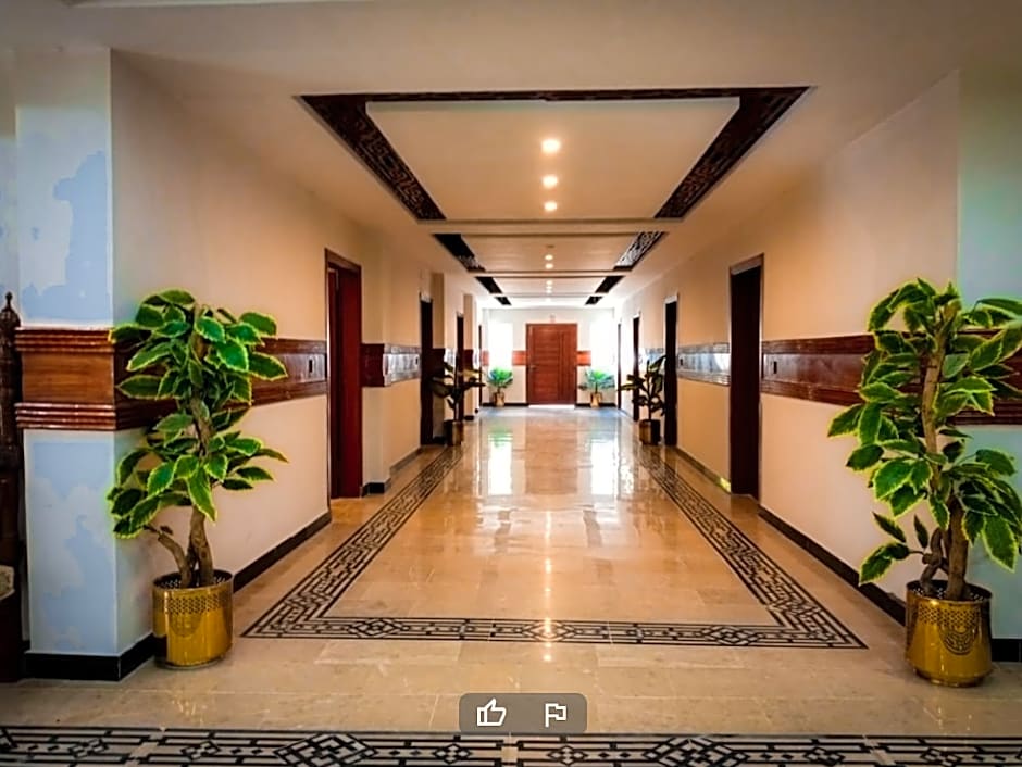 Al Cazar Fort Hotel & Restaurant 