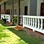 Lanta Bee Garden Bungalows