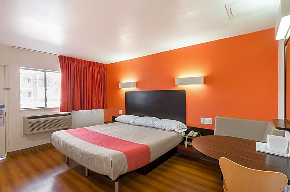 Motel 6-El Paso, TX - Airport - Fort Bliss