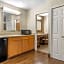 Comfort Inn & Suites Cincinnati Eastgate