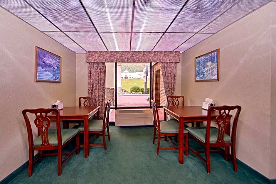 Nations Inn - West Jefferson