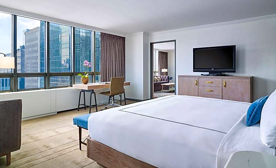 The Marquette Hotel, Curio Collection by Hilton