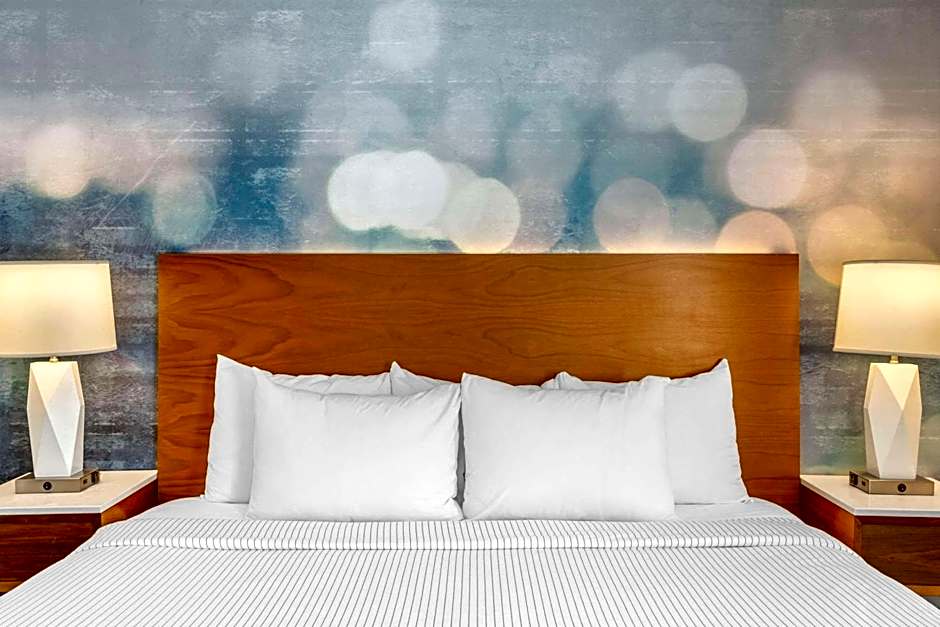 Cambria Hotel LAX