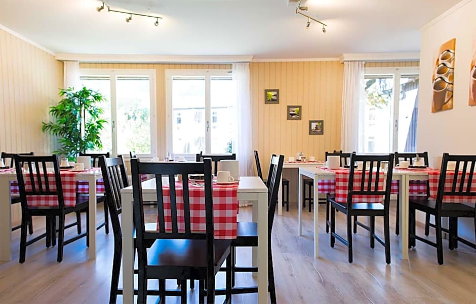 Jungfrau Hotel Annex Alpine-Inn