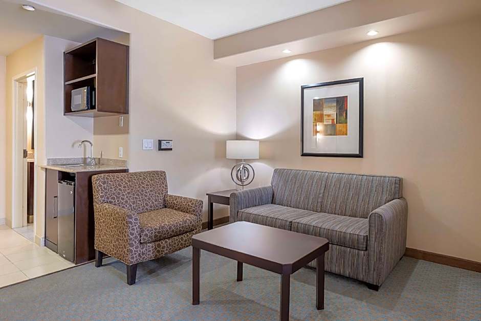 Best Western Plus Midland Suites