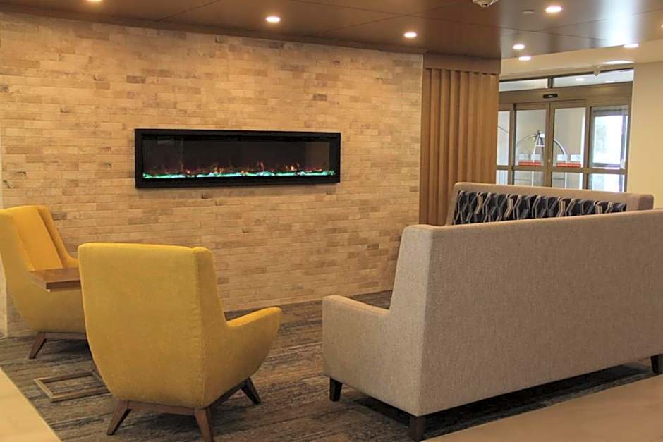 Holiday Inn Express & Suites Huntsville By IHG