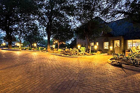 isiLimela Game Lodge