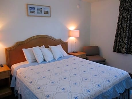 King Bed