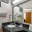 Quality Suites Springdale West I-49