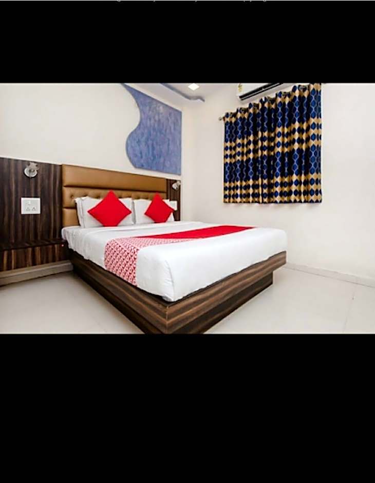 Hotel Bently – Bombay/ Mumbai, KY