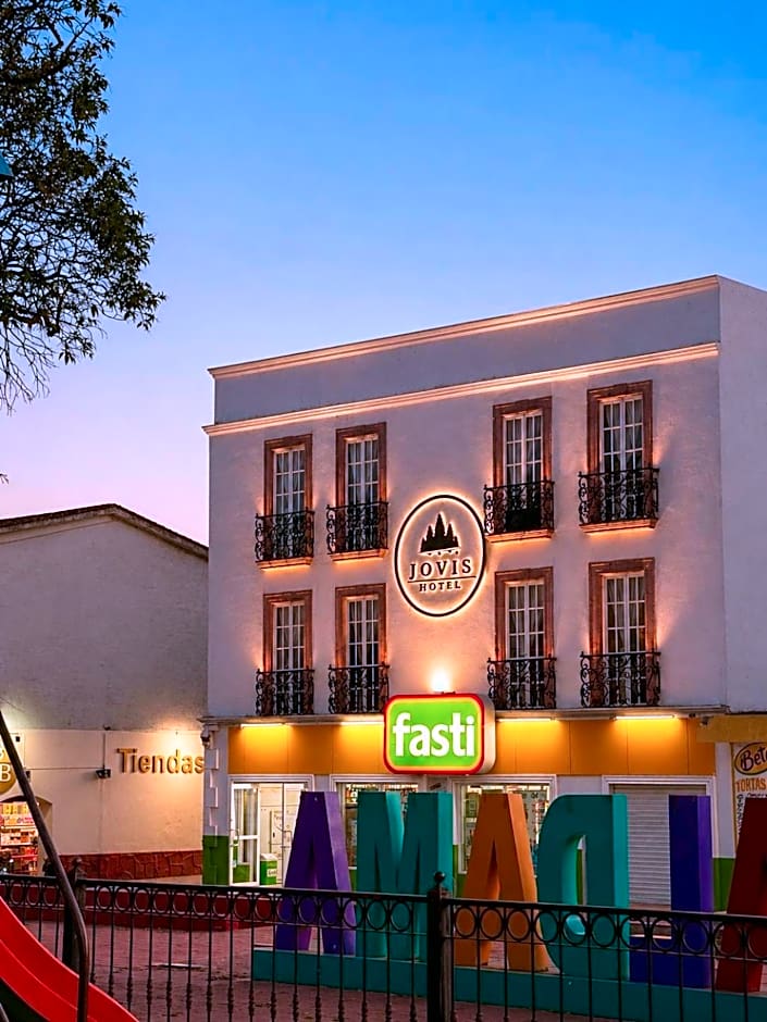 Jovis Hotel - Lujo Cultural
