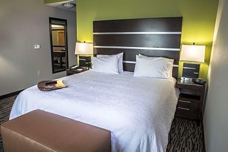 1Kg Mobility/Hearing Access Ri Shwr Studio Ns