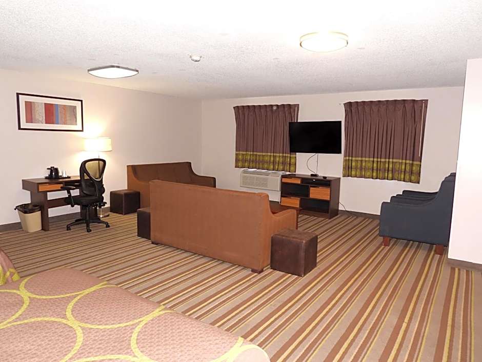 Super 8 by Wyndham Westminster Denver North