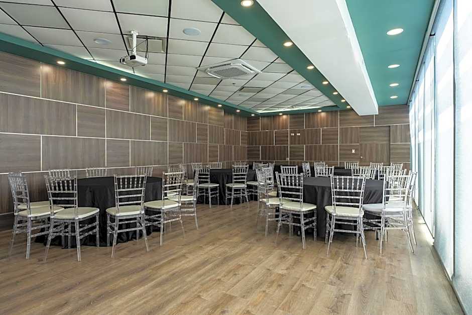 Aloft Ponce Hotel & Casino