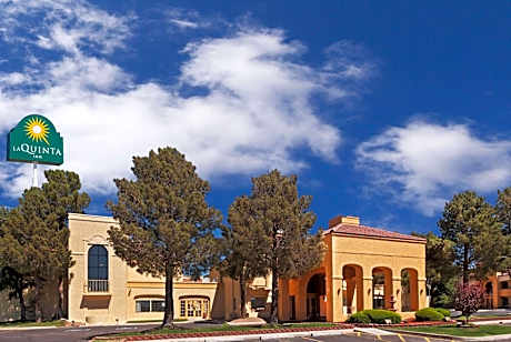 La Quinta Inn & Suites by Wyndham Las Cruces