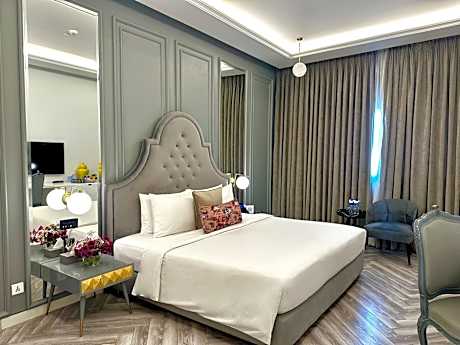 The Nishat Hotel Johar Town