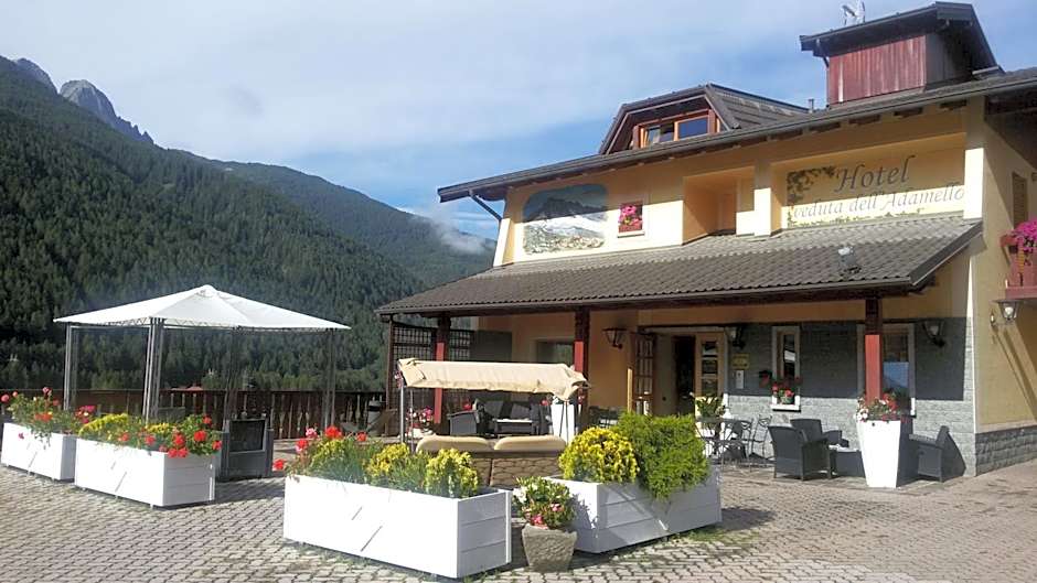 Hotel Veduta dell'Adamello