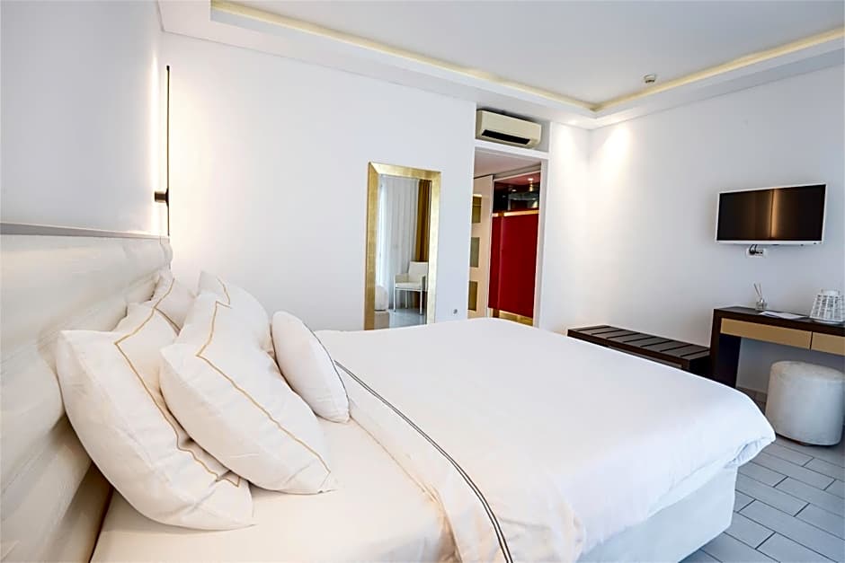 Diamond Deluxe Hotel - Adults Only