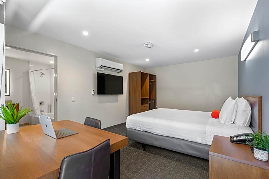 Good Nite Inn Calabasas