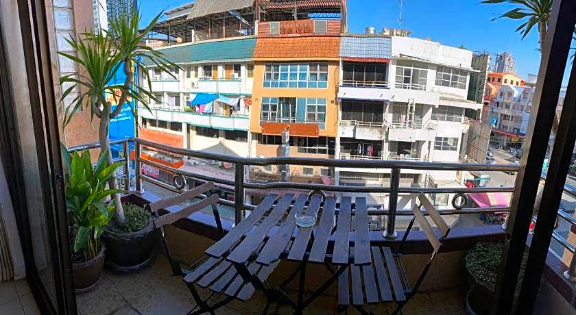 Seaview Sriracha Hotel