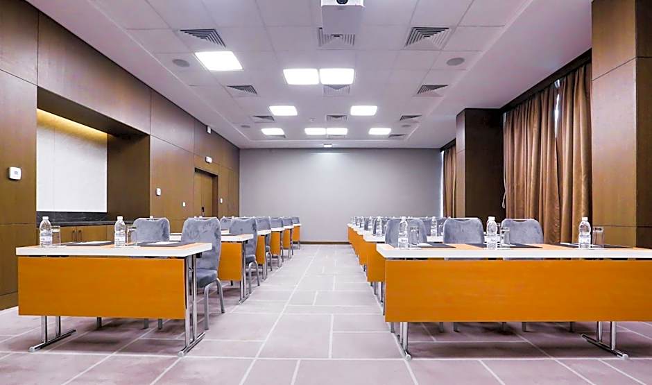 Radisson Blu Hotel, Abidjan Airport