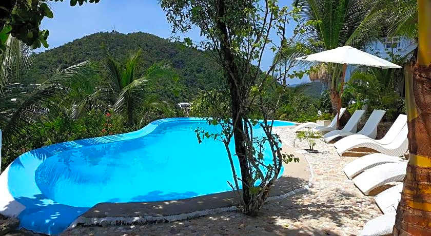 Al Faro Cosmio Hotel