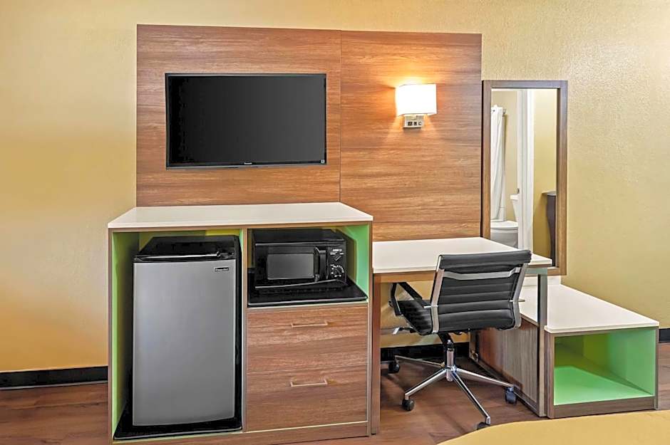 Super 8 by Wyndham Cincinnati OH