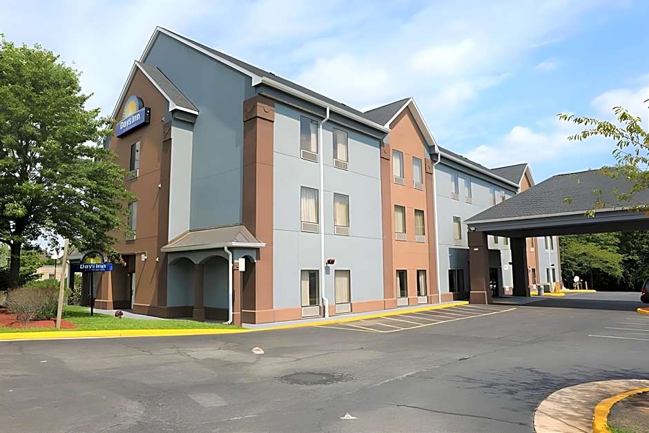 Days Inn by Wyndham Manassas