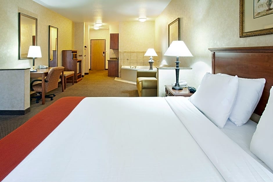 Holiday Inn Express Hotel & Suites Barstow By IHG
