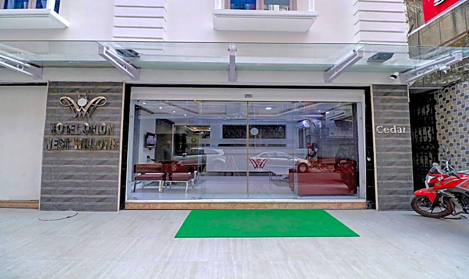 Treebo Orion Sapphire, Beck Bagan