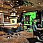 Holiday Inn & Suites Ocala Conference Center By IHG